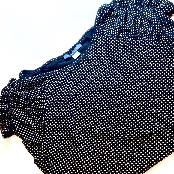 T04 Tommy Hilfiger Black Gold Gathered Short Sleeve Shirt - Picture 6 of 16